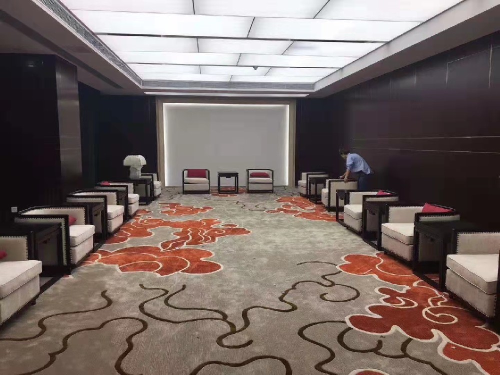 通铺地毯·会议大厅